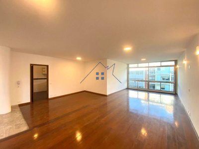Apartamento, 3 quartos, 200 m² - Foto 1
