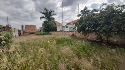 Loteamento e Condomínio, 422 m² - Foto 1