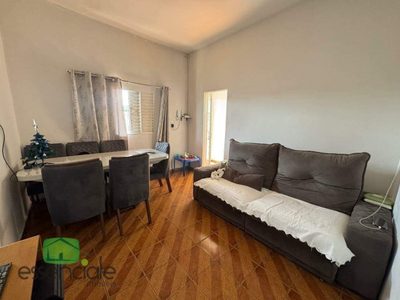 Casa, 3 quartos, 180 m² - Foto 1