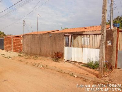 Casa, 2 quartos, 250 m² - Foto 1
