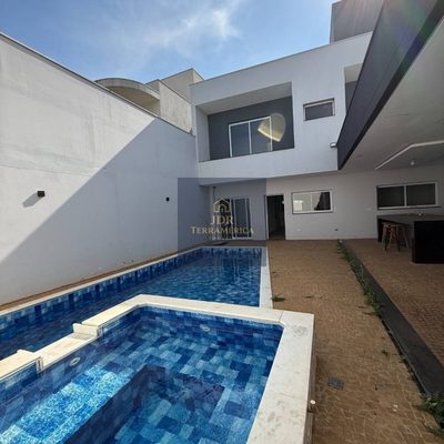 Casa, 3 quartos, 221 m² - Foto 2