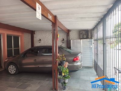 Casa, 4 quartos, 232 m² - Foto 2