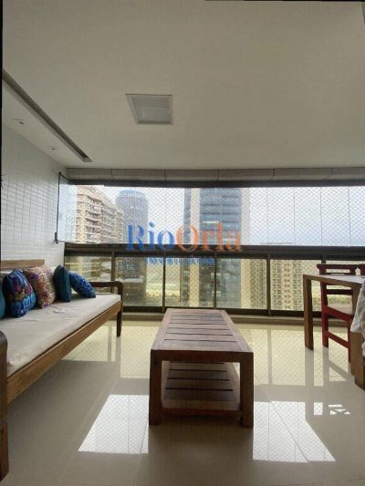 Apartamento, 3 quartos, 137 m² - Foto 1