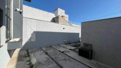 Casa, 3 quartos, 82 m² - Foto 2