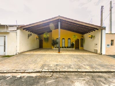 Casa, 4 quartos, 211 m² - Foto 2