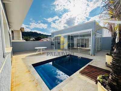 Casa, 3 quartos, 200 m² - Foto 1