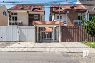 Sobrado, 3 quartos, 195 m² - Foto 1