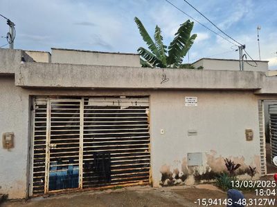 Casa, 2 quartos, 180 m² - Foto 1