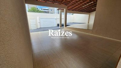 Casa, 4 quartos, 250 m² - Foto 3