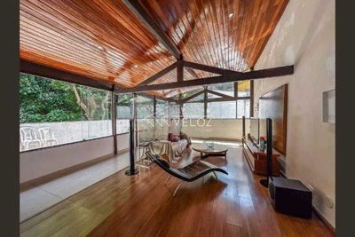 Apartamento, 3 quartos, 250 m² - Foto 1