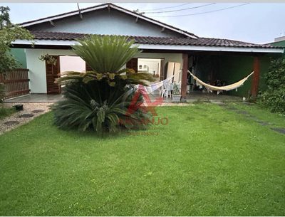 Casa, 3 quartos, 200 m² - Foto 1