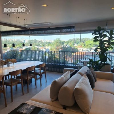Casa, 4 quartos, 338 m² - Foto 2