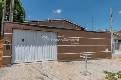 Casa, 3 quartos, 230 m² - Foto 1
