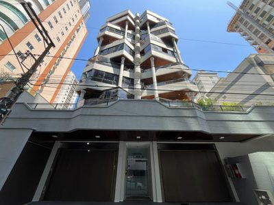Apartamento, 3 quartos, 137 m² - Foto 1