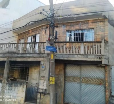 Casa, 2 quartos, 250 m² - Foto 1