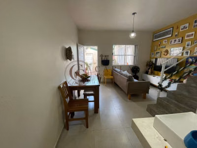Casa, 3 quartos, 88 m² - Foto 2