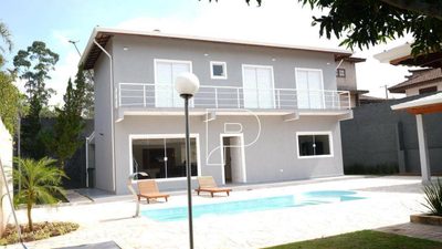 Casa, 3 quartos, 235 m² - Foto 1