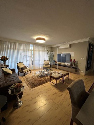 Apartamento, 4 quartos, 216 m² - Foto 2