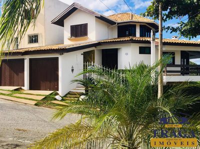 Casa, 3 quartos, 308 m² - Foto 1