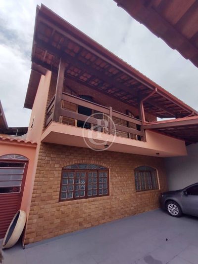 Casa, 3 quartos, 197 m² - Foto 3