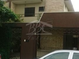 Sobrado, 3 quartos, 240 m² - Foto 1