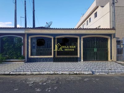 Casa, 6 quartos, 161 m² - Foto 1