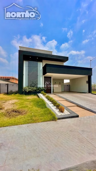 Casa, 4 quartos, 164 m² - Foto 1