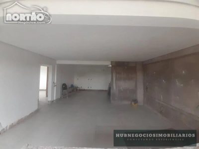 Casa, 4 quartos, 218 m² - Foto 2