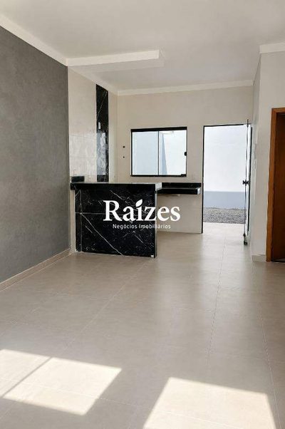 Casa, 2 quartos, 57 m² - Foto 1