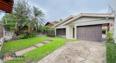 Casa, 3 quartos, 240 m² - Foto 1