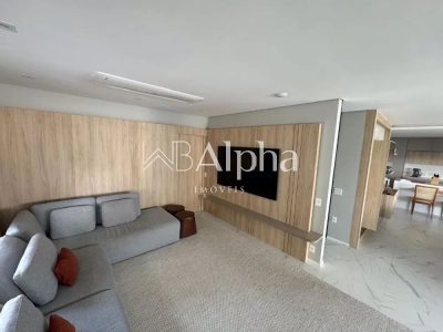 Apartamento, 3 quartos, 200 m² - Foto 1