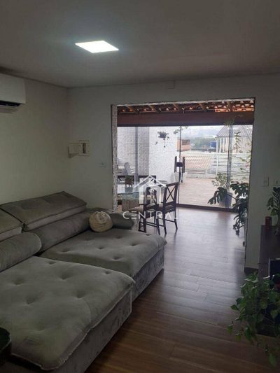Sobrado, 6 quartos, 330 m² - Foto 1