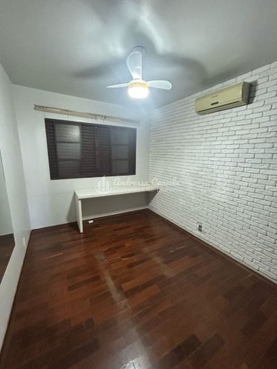 Sobrado, 3 quartos, 340 m² - Foto 2