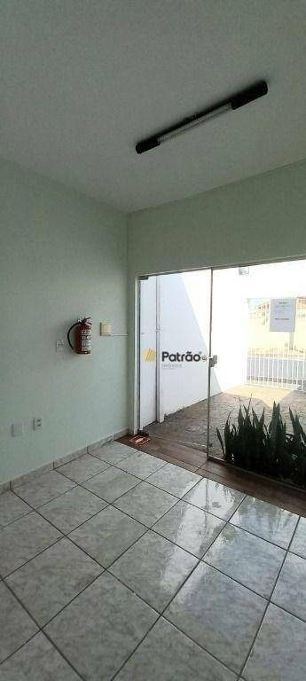 Casa, 1 quarto, 165 m² - Foto 4