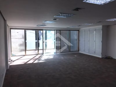 Prédio Inteiro - Foto 1