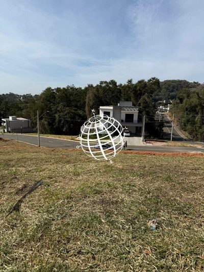 Loteamento e Condomínio, 402 m² - Foto 1