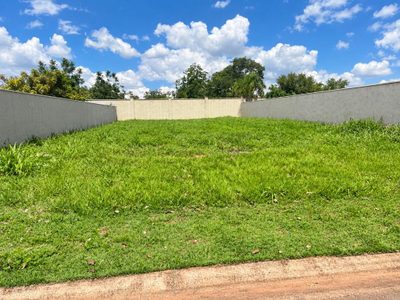 Loteamento e Condomínio, 548 m² - Foto 1