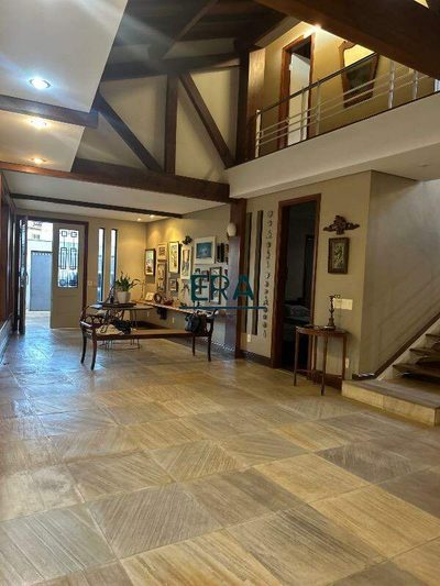 Casa, 4 quartos, 363 m² - Foto 1