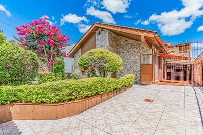 Casa, 5 quartos, 131 m² - Foto 1