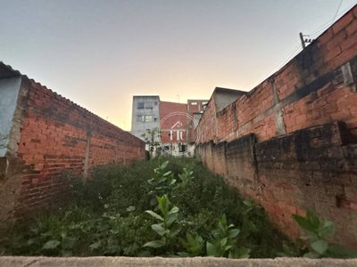 Terreno, 141 m² - Foto 2