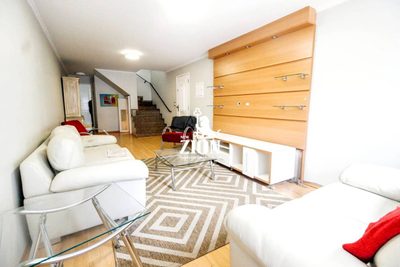 Sobrado, 3 quartos, 194 m² - Foto 1