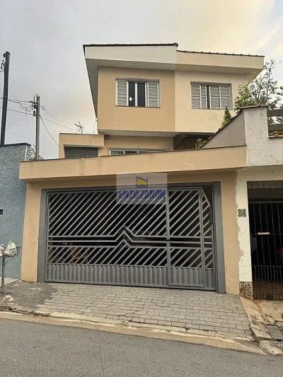 Sobrado, 3 quartos, 268 m² - Foto 1