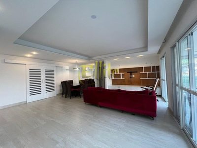 Apartamento, 3 quartos, 131 m² - Foto 1