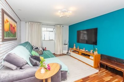 Casa, 3 quartos, 212 m² - Foto 1