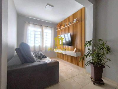 Casa, 3 quartos, 78 m² - Foto 1