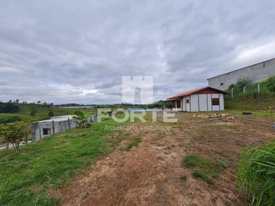 Chácara, 3 quartos, 1000 m² - Foto 1