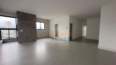 Apartamento, 3 quartos, 126 m² - Foto 1