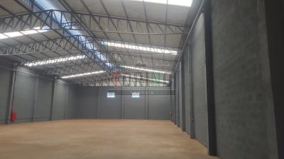 Depósito-Galpão, 1000 m² - Foto 2