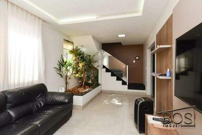 Cobertura, 4 quartos, 215 m² - Foto 1