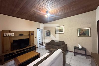 Casa, 4 quartos, 120 m² - Foto 1